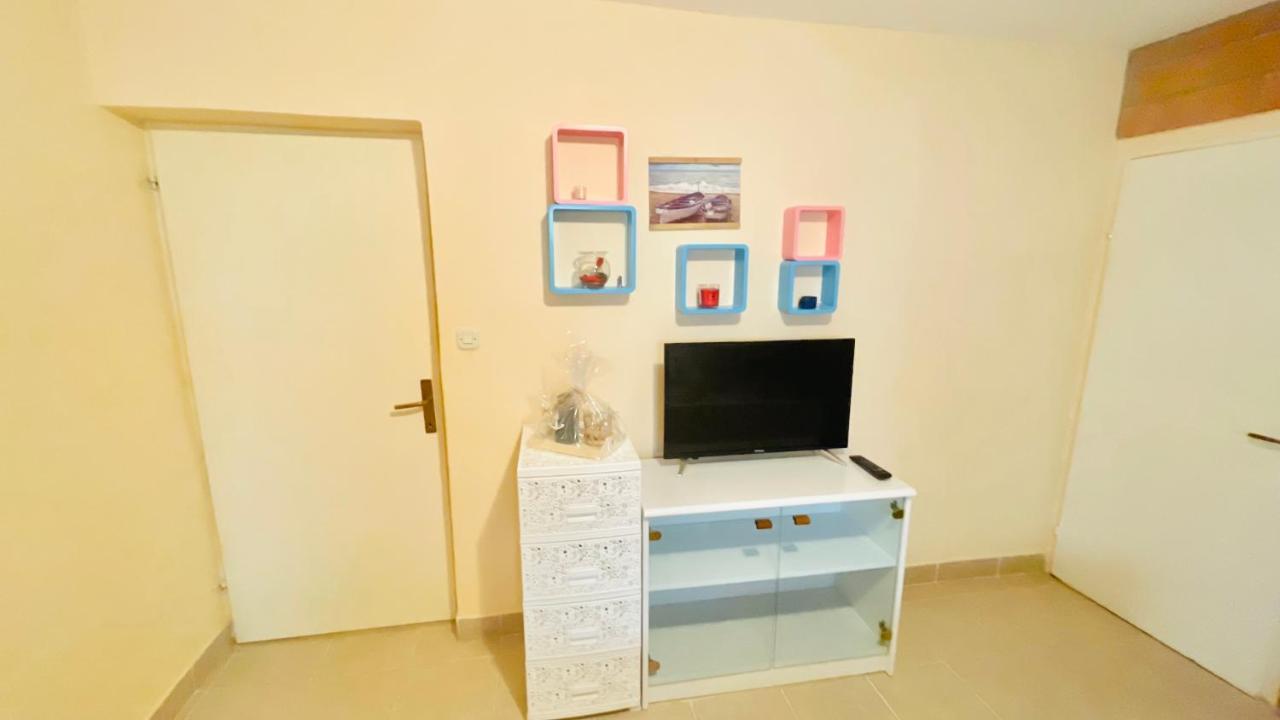 Colorful And Happy Apartment Sukosan - With Parking 외부 사진