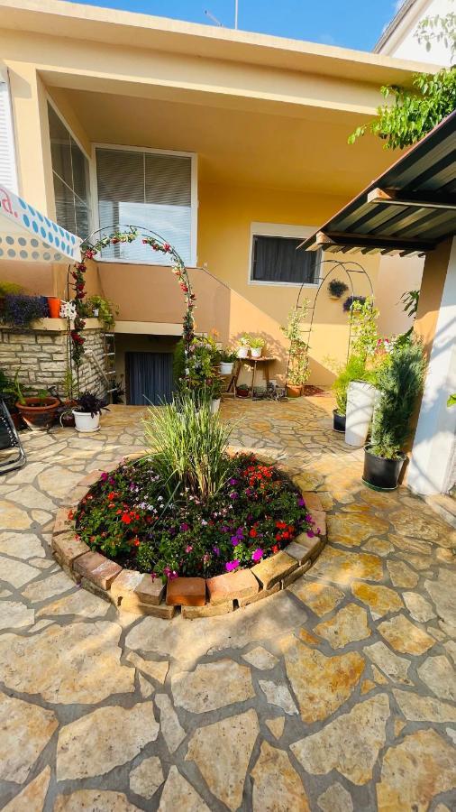Colorful And Happy Apartment Sukosan - With Parking 외부 사진