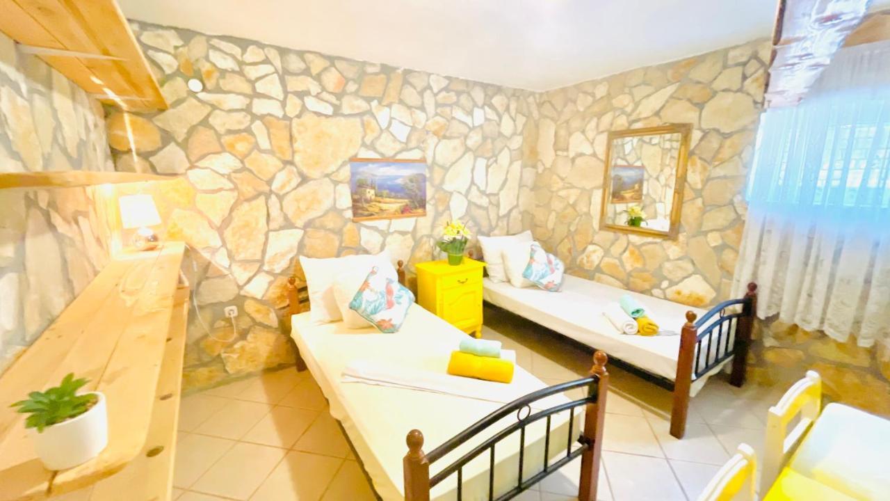 Colorful And Happy Apartment Sukosan - With Parking 외부 사진